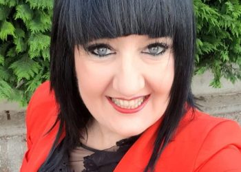 Abiti a metà prezzo per donne divorziate o separate, l’iniziativa di un negozio abruzzese