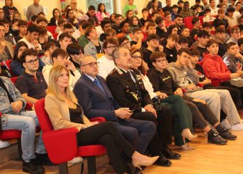 Il testimone di giustizia Leonardi incontra gli studenti dell’istituto di Teramo