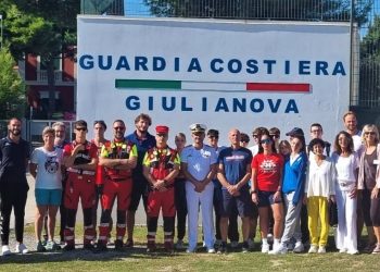 Giulianova, docenti francesi a lezione di primo soccorso dalla Guardia costiera