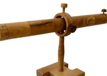 “Interlinea – Inusuali sentieri”, Antonio De Santis espone le sue opere lignee a Fontecchio