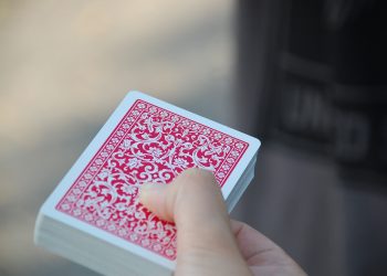 Un po’ di cultura regionale: le carte da gioco abruzzesi