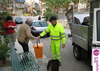 Avviato a Pescara il servizio raccolta differenziata dei rifiuti urbani con modalità porta a porta