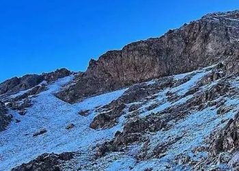 Prima neve in Abruzzo, imbiancata la vetta del Corno Grande