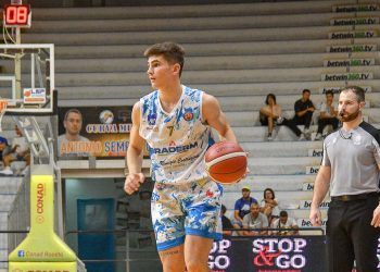 Braderm Roseto, altro giro, altro derby: oggi il match con il Teramo