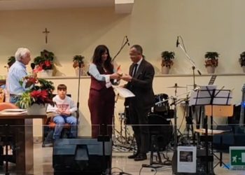 Michelangelo Di Stefano premiato a Casoli per la sua attività antimafia