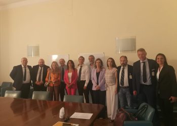 Presidio davanti al Mit, sindaci e amministratori: appuntamento il 10 novembre