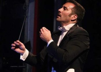 Il Maestro Jacopo Sipari dirige l’orchestra dell’Opera di Tirana nel 70esimo della fondazione
