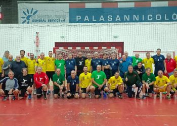 Trionfo e passione al torneo Master maschile di pallamano a Teramo