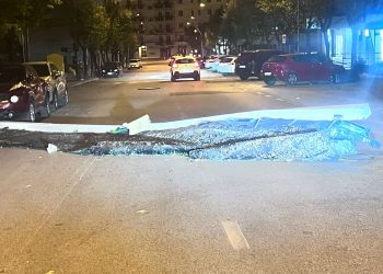 Maltempo in Abruzzo, emergenza vento forte a Vasto: ecco i numeri da chiamare (fotogallery)