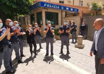 Pronto intervento della Squadra Volante, bloccato un individuo in stato di agitazione