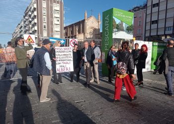 Salvaguardia degli alberi, sit-in a Pescara: “Scempio in nome del cemento, fermate la mattanza”