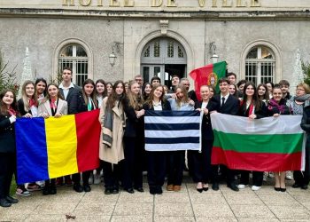 L’Europa dei diritti umani: studentesse dell’Istituto Ovidio in Francia per l’Erasmus
