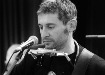 Magistrato e cantautore, Gennaro Varone in concerto a Pescara