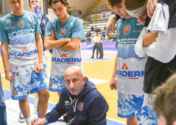 Un grande ultimo quarto consegna la vittoria al Roseto Basket contro il Pisaurum