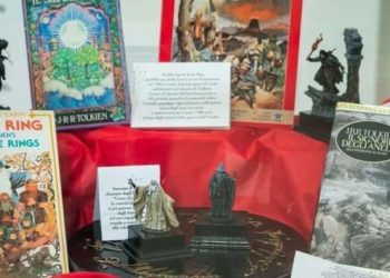 Successo per il percorso espositivo dedicato a Tolkien: oltre 3mila visitatori all’Aquila