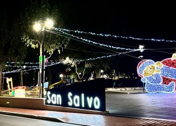 San Salvo accende il Natale con le luminarie sparse in tutta la città