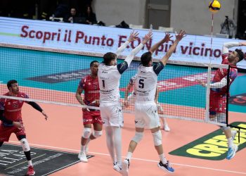 Sconfitta pesante in trasferta per la Sieco Ortona: battuta 3-0 dalla Emma Villas Siena