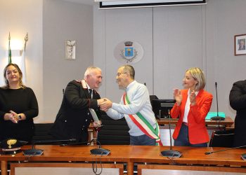 Il luogotenente dei Carabinieri Roberto Di Martino va in pensione, il saluto dell’amministrazione comunale di San Salvo