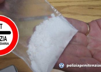 Droga nei pacchi di Natale per i detenuti, trovati 50 grammi di cocaina nella schiuma da barba