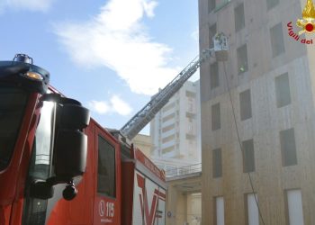 I Vigili del fuoco commemorano Santa Barbara: celebrazioni a Pescara