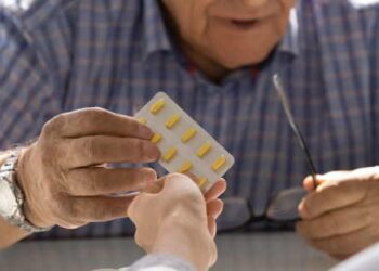 Oltre 2000 firme raccolte, i cittadini manifestano contro la desertificazione sanitaria