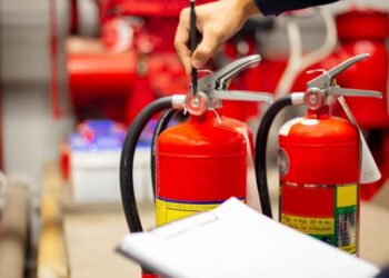 Scuola materna senza certificato prevenzione incendi, il sindaco: “Mi assumo responsabilità dell’apertura”