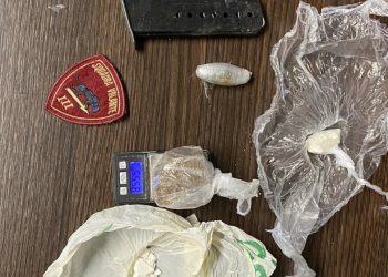 Controlli a Pescara: trovati nascondigli segreti e oltre un etto di droga