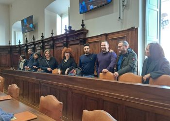 Doppia mobilitazione per i lavoratori di Tecnocall in consiglio provinciale e in prefettura