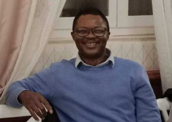 Medico 50enne muore stroncato da un malore durante il cenone di Capodanno: addio a Djuiwat Herve