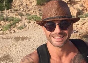 Colpito da tubo metallico, la vittima è il 46enne Roberto Caporale