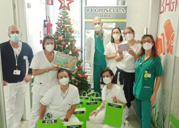 Il Fuorisella Bike in visita al reparto pediatria sotto il segno della generosità e della solidarietà