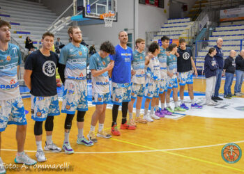 Basket, domani Roseto 20.20 a Pesaro contro il Bramante