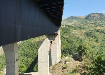 Soddisfazione politica dopo il previsto inizio dei lavori per il ponte sul fiume Sente