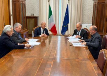 Prefettura di Chieti, le organizzazioni sindacali abruzzesi firmano il Protocollo d’intesa per la legalità