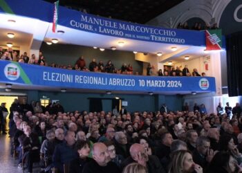 Forza Italia, pienone per l’apertura della campagna elettorale di Manuele Marcovecchio