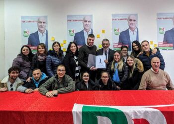 Ecco “L’Abruzzo che vorrei…”, il documento sottoscritto da oltre 100 giovani consegnato nelle mani di D’Amico