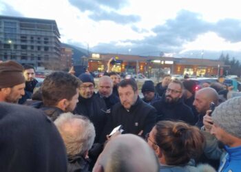 Salvini all’Aquila, incontro e cena con gli agricoltori: “Vi saremo vicini”