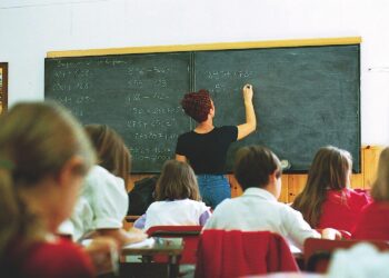 Al via l’11 marzo il concorso per diventare professori: 373mila candidati