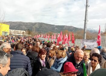 Cure primarie per tutti gli abruzzesi, nuova manifestazione della Cgil all’Asl dell’Aquila