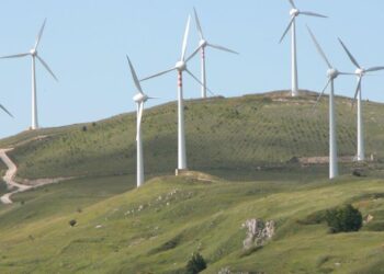 Parco eolico abruzzese, parere contrario della Provincia di Chieti al progetto