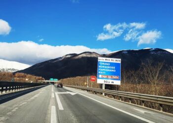 Protesta agricoltori: annunciato presidio sulla A24 al casello Valle del Salto