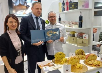 Imprese abruzzesi al Foodex Japan 2024, il pasticciere Anzellotti nominato “Ambasciatore della cucina italiana nel mondo”