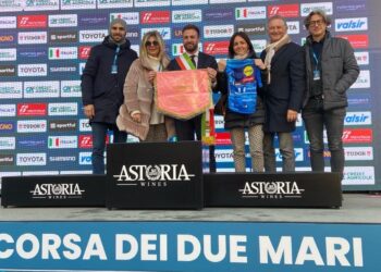 Grande entusiasmo a Giulianova per il passaggio della Tirreno Adriatico