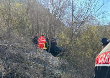 Con l’auto finisce nella scarpata, 71enne trovato dopo 18 ore