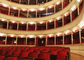 Il Teatro comunale Maria Caniglia si rifà il look a 90 anni dalla sua fondazione