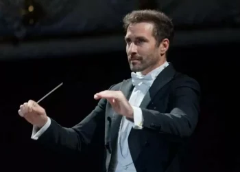 In Bulgaria protagonista a teatro l’abruzzese Jacopo Sipari