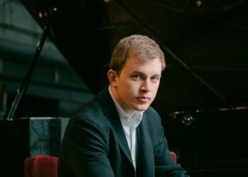 I Solisti aquilani con Gorini al pianoforte in un concerto dedicato alle vittime del sisma