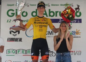 Giro d’Abruzzo Juniores 2024: volata vincente di Alessio Magagnotti sul traguardo di Cepagatti