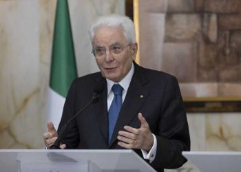 Anniversario del terremoto 2009, Mattarella: “Ricostruire è un dovere”