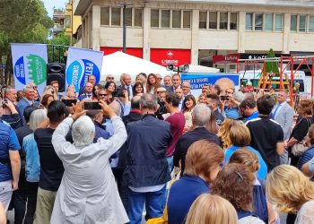 Elezioni amministrative Pescara, il candidato sindaco Domenico Pettinari presenta la sua squadra